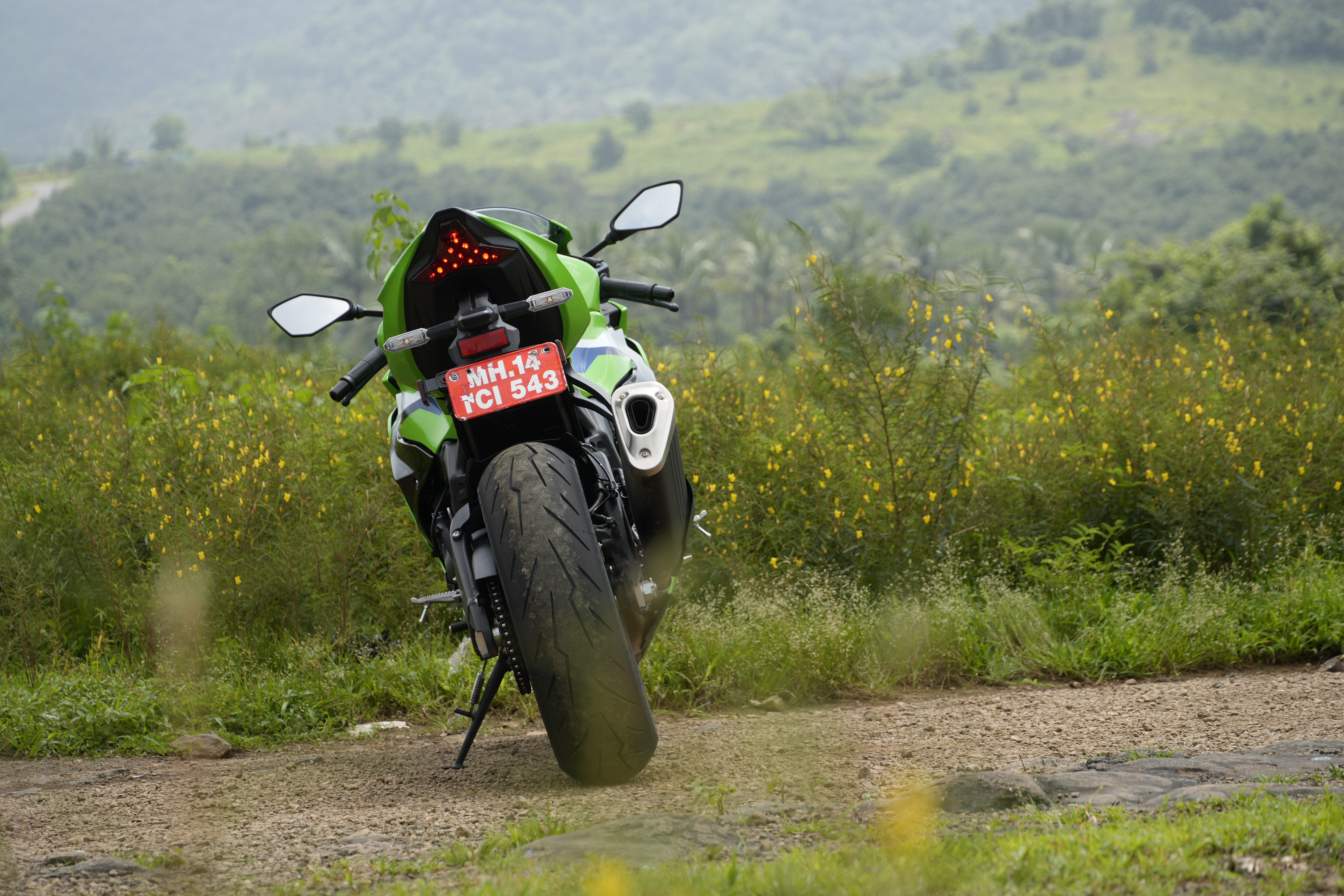 Kawasaki Ninja ZX-6R Side Stand Image – Ninja ZX-6R Photos in
